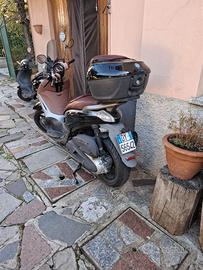 Piaggio Beverly 350 - 2012