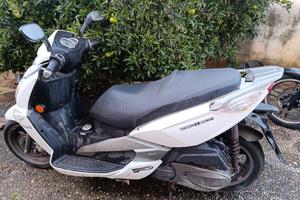 scooter Benelli zenzero 350