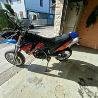  KTM 640 supermotard 