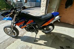  KTM 640 supermotard 