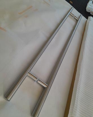 maniglioni in acciaio inox oppure oro
