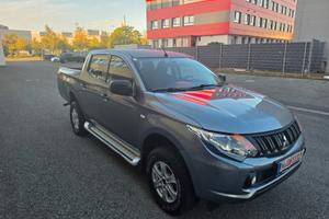Mitsubishi L200 DC CLIMA CERCHI E GANCIO