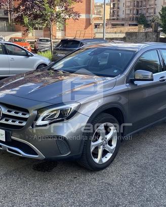 MERCEDES GLA 180 d Automatic Sport