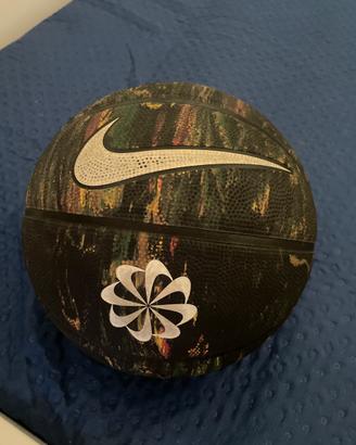 Pallone da basket edizione limitata