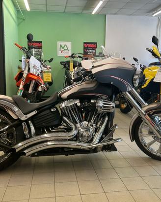 Harley-davidson FXCWC Softail Rocker TUA CON FORMU