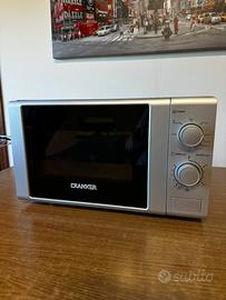 Forno a microonde Kranker
