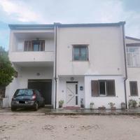 Villa singola con ampio giardino - Campobasso