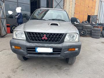 Mitsubishi L200 2.5 diesel 116cv del 2002