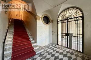 UFFICIO NEGOZIO mq. 200 al Piano Terra CON POSTO A