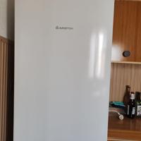 Frigorifero Ariston doppia porta. Perfetto