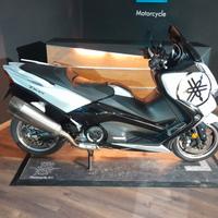 Yamaha T Max 530 DX