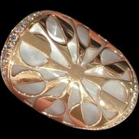 Anello Bulgari 'Intarsio' in oro rosa madreperla 