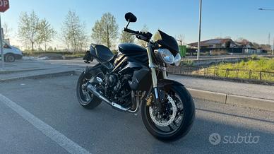 Triumph Street Triple 675