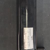 Schneider servo motore