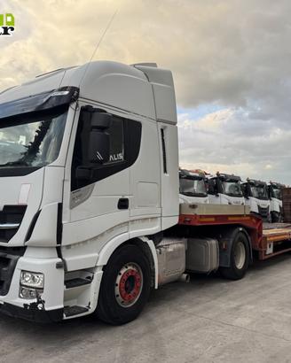 Iveco Stralis 510 con semirimorchio De Angelis 13,