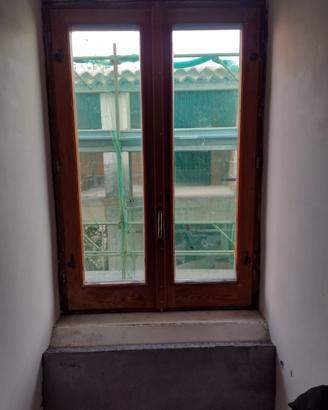 finestre in douglas con vetrocamera