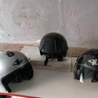 Caschi moto jet,demi jet  taglia L , M 