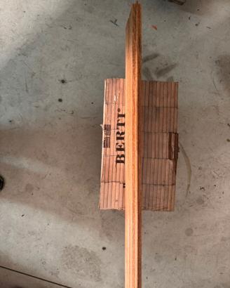 Parquet di legno di diverse misure