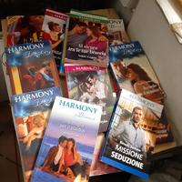 Blocco 70 libri romanzi amore Harmony.
