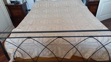 Coperta eseguita all uncinetto anni 80