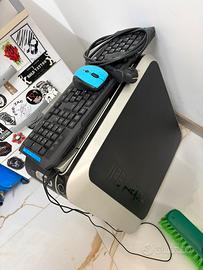 Pc ,tastiera ,mousee monitor