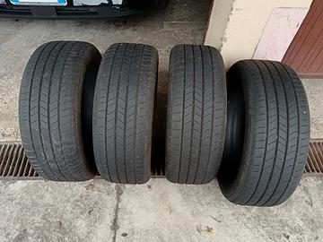 Gomme 235/50 R19 103V