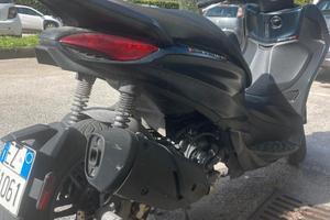 Piaggio Beverly 300 HPE – 2022 – Ottime con