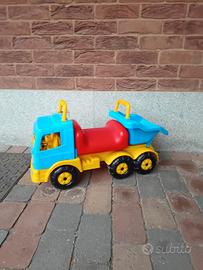 camion o furgone per bambini giocattolo cavalcabil