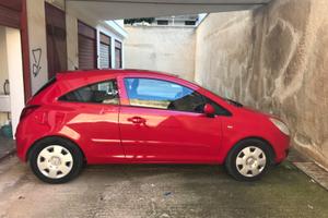 Autovettura Opel Corsa