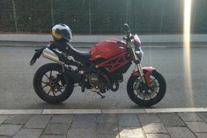 DUCATI MONSTER 796 PLUS