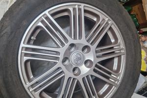 4 gomme complete con cerchio toyota rav 4 2018 
