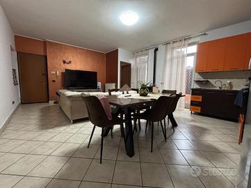 3 LOCALI A CASTELLETTO SOPRA TICINO