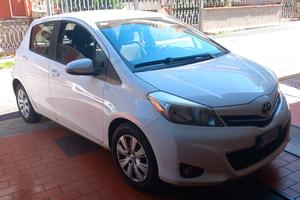 Toyota yaris 1000 unica proprietaria