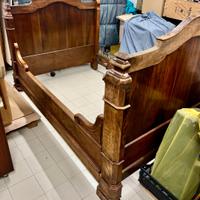 Letto a barca francese antico