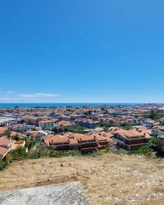TERRENO EDIFICABILE VISTA MARE