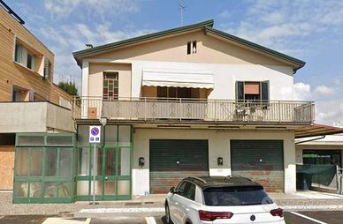 Appartamento di 108 m² con più di 5 locali a Noven