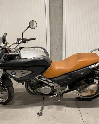 Moto BMW F650 CS Scarver