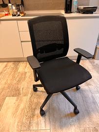 Sedia da ufficio ergonomica