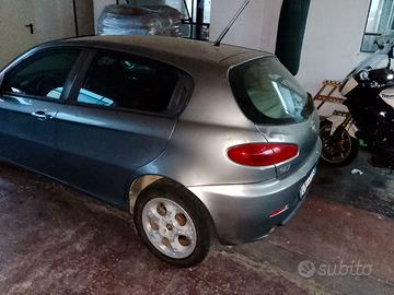 Alfa 147 1.6 Benzina