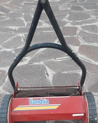 Tosaerba a spinta