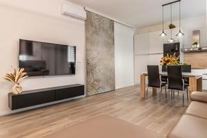 Gigi house -piazza mazzini- 2 bagni con spaiggia