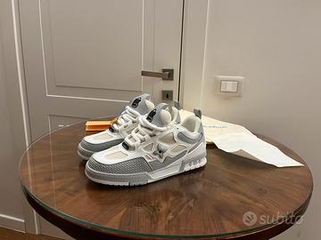 Louis Vuitton skate taglia 43