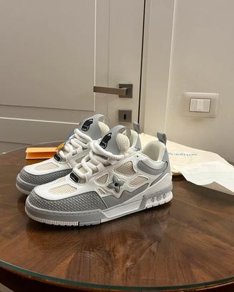 Louis Vuitton skate taglia 43