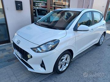 HYUNDAI - i10 - 1.0 MPI Connectline