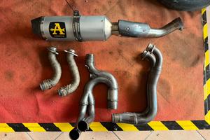 Scarico arrow tuono v4 /rsv4 prima serie