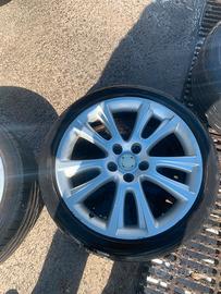 Cerchi 18 wolkswaghen buone condizioni