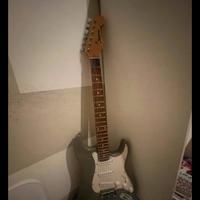 chitarra elettrica+amplificatore 