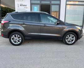 Ford Kuga 1.5 TDCI 120 CV S&S 2WD Titanium