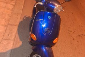 Vespa ET2