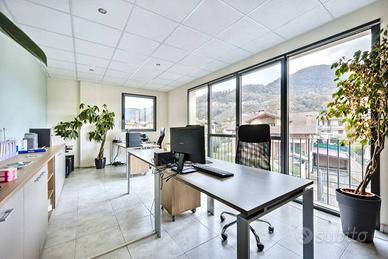 Ufficio in Via Palazzina di Cornedo 33.
